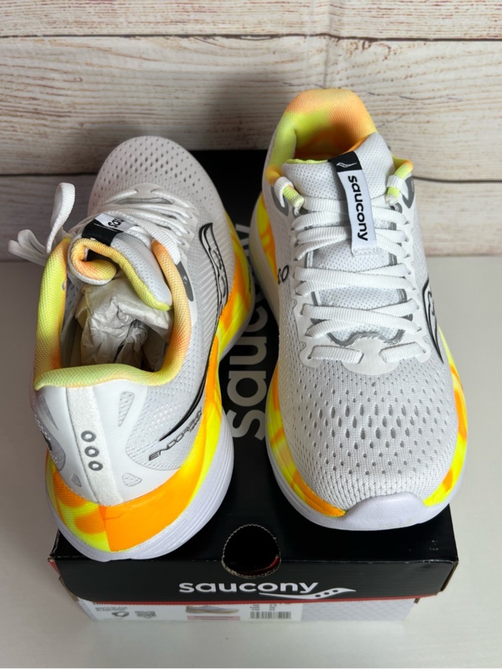 Saucony Women's White & Neon Yellow Incredirun Athletic Running Shoes - Picture 7 of 10